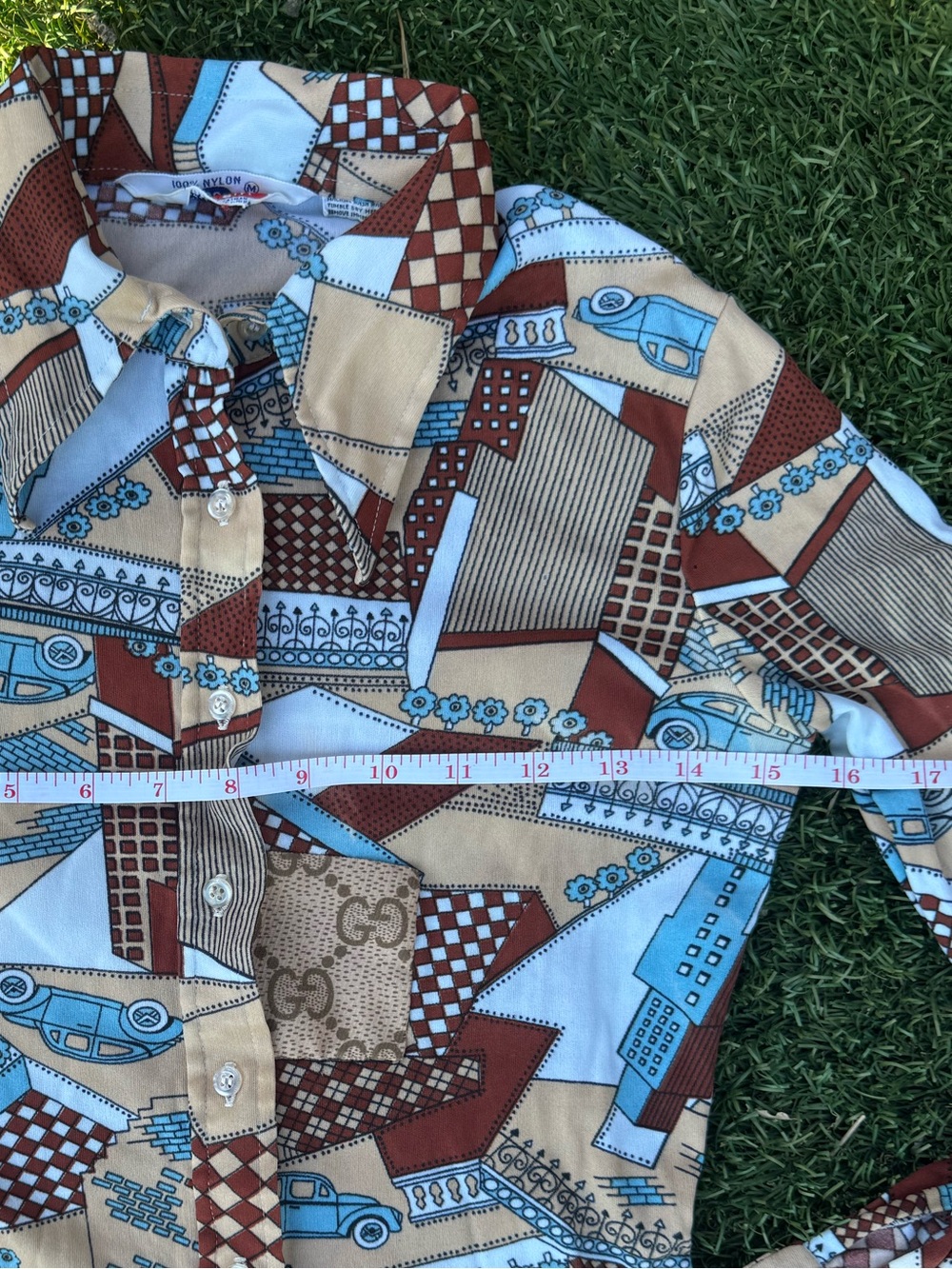 1970s Vintage Novelty Print Metropolitan Blouse - Picture 4 of 8
